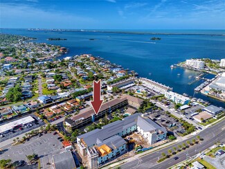 460 Paula Dr S Unit 301, Dunedin, FL 34698