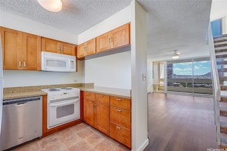 555 University Ave Unit 1706, Honolulu, HI 96826