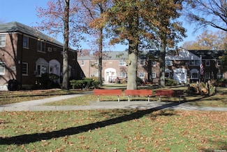 252- 51 63rd Ave Unit 5, Little Neck, NY 11362