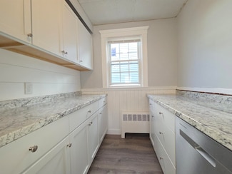 48 Prince St, Salem, MA 01970