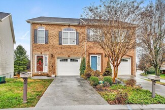 807 Walhalla Ct, Roanoke, VA 24019