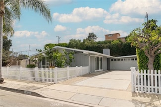 439 S Prospect Ave, Manhattan Beach, CA 90266