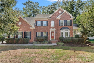 4045 Amber Leigh Way Dr, Charlotte, NC 28269