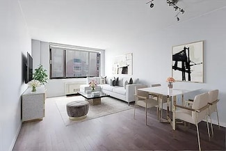 300 Albany St Unit 9J, New York, NY 10280