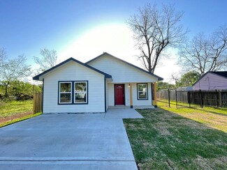 622 Clinton Park St, Houston, TX 77029