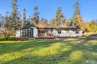 204 Fort Casey Rd, Coupeville, WA 98239