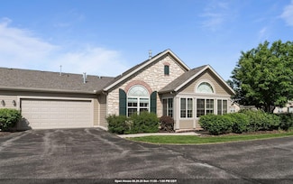 2215 E Tuscany Way Unit 62, Appleton, WI 54913