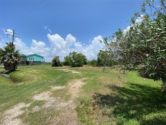 1200 Diamond Rd, Crystal Beach, TX 77650