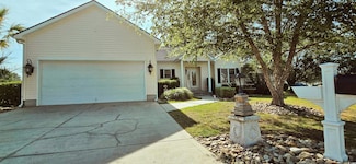 618 Wintercreeper Dr, Longs, SC 29568