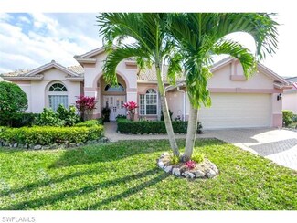 7533 Citrus Hill Ln, Naples, FL 34109