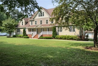 5698 Captain Woodlands Ln, Gloucester, VA 23061