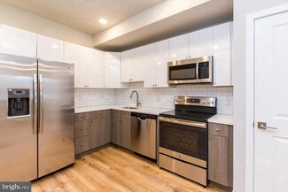 2553 N Front St Unit 2, Philadelphia, PA 19133