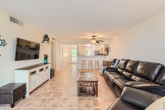3125 NE 48th Ct Unit 223, Lighthouse Point, FL 33064