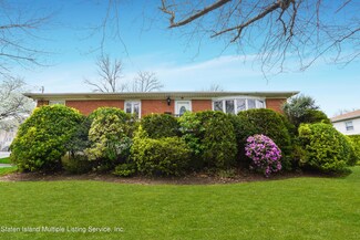 60 Fieldway Ave, Staten Island, NY 10308