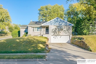 2405 S 46th Ave, Omaha, NE 68106