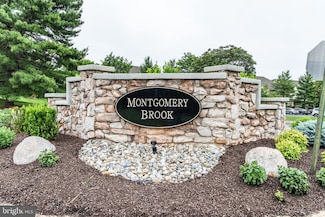 1811 Foxmeadow Cir Unit 1811, Royersford, PA 19468