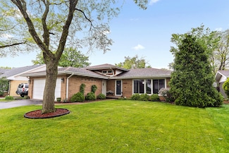 18806 Juhlin Dr, Homewood, IL 60430
