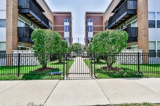 2231 W Maypole Ave Unit 303, Chicago, IL 60612