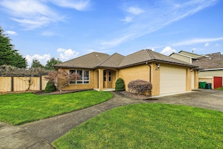 648 Francesco Place, Fortuna, CA 95540