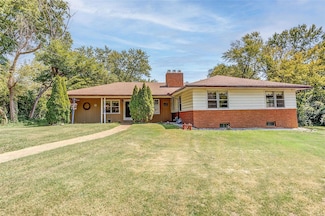 1 Debby Ln, Belleville, IL 62223