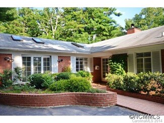 377 Country Club Rd, Asheville, NC 28804