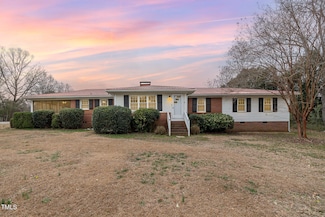 410 E Mcneill St, Lillington, NC 27546