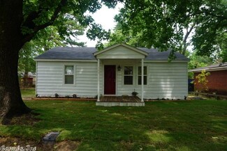 303 Clark Ave, Bald Knob, AR 72010