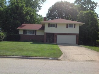 1422 Severn Rd, Columbus, OH 43209