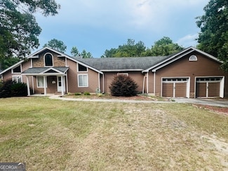 102 Oak Ridge Dr, Statesboro, GA 30458