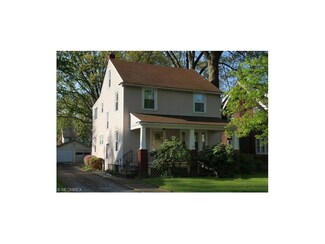 705 Kinsman St NW, Warren, OH 44483