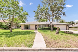 634 Golfcrest Dr, San Antonio, TX 78239