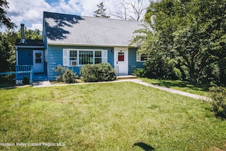 320 Pine St, Saugerties, NY 12477