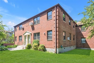 245-90 62nd Ave Unit E-2 Upper, Little Neck, NY 11362