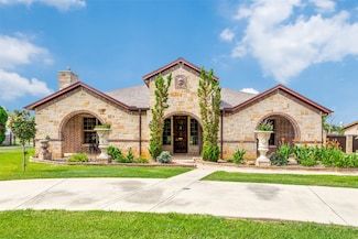 308 Sheri Ln, Roanoke, TX 76262