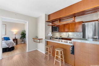 1925 Kalakaua Ave Unit 1902, Honolulu, HI 96815