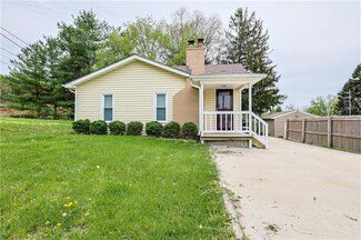 1910 Oscar St, Saint Joseph, MO 64505