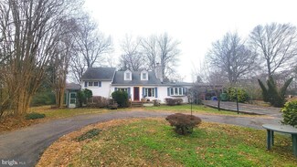 3905 Old Mill Rd, Alexandria, VA 22309