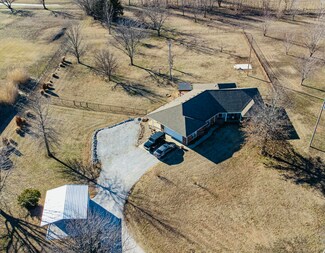 9889 County Road 200, Webb City, MO 64870