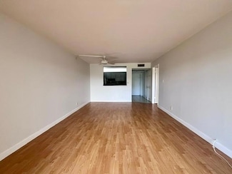 9355 SW 8th St Unit 3200, Boca Raton, FL 33428