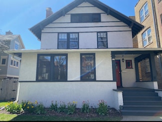 934 Michigan Ave, Evanston, IL 60202