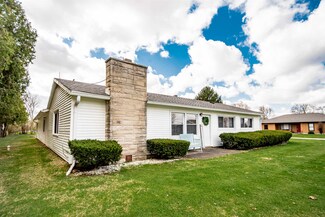 831 Clearview Dr, Churubusco, IN 46723