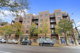 207 E 31st St Unit 4F, Chicago, IL 60616