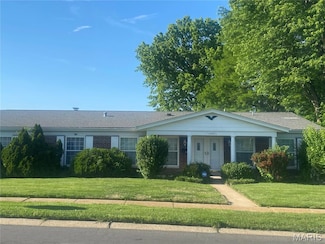 3435 Saint Catherine St, Florissant, MO 63033