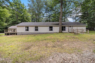 6971 W Beech St, Ludington, MI 49431
