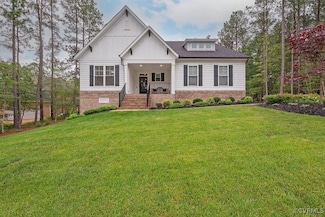 5720 Chaucer Dr, Providence Forge, VA 23140
