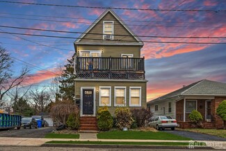 154 Freeman St, Woodbridge, NJ 07095