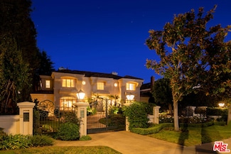 610 N Beverly Dr, Beverly Hills, CA 90210