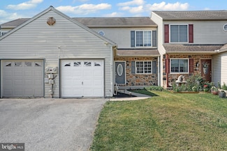 405 Parklawn Ct, Lancaster, PA 17601