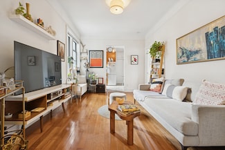 171 Meserole St Unit 27, New York City, NY 11206