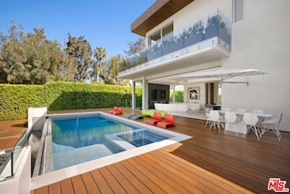 1410 Georgina Ave, Santa Monica, CA 90402